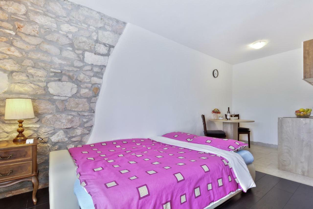 Apartmani Anna Umago Esterno foto